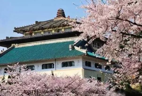 武汉十大标志性建筑：武汉大学上榜，黄鹤楼稳坐冠军宝座