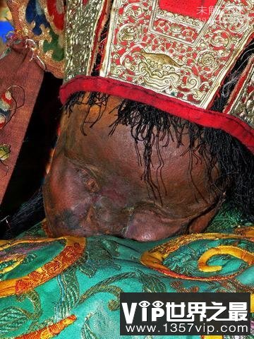 神秘的吉祥天母千年不腐之肉身之谜,至今头发仍在生长