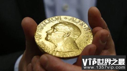 世界文学奖中奖金最多的奖项是诺贝尔文学奖，奖金为581万元