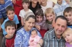 世界上生孩子最多的女人，一生69个孩子