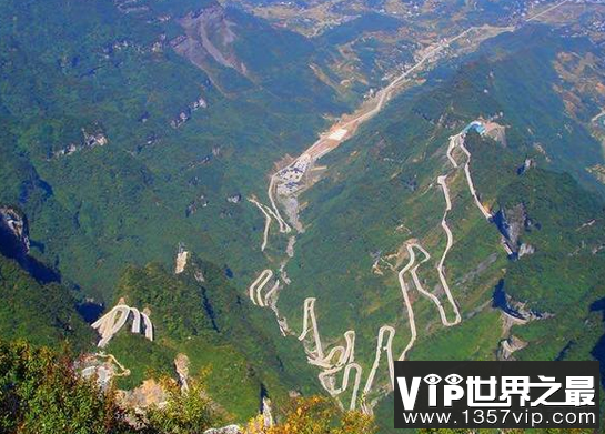世界上最难走的公路 因99道急弯闻名全球