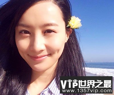人的酒窝是如何形成的