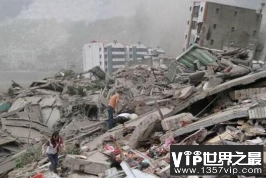 汶川地震诡异佛像之谜，寺庙都坍塌佛像却屹立不倒