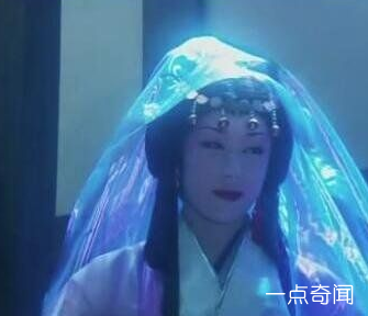 日本的一种奇特妖怪，白粉婆专门给没化妆的女性化妆