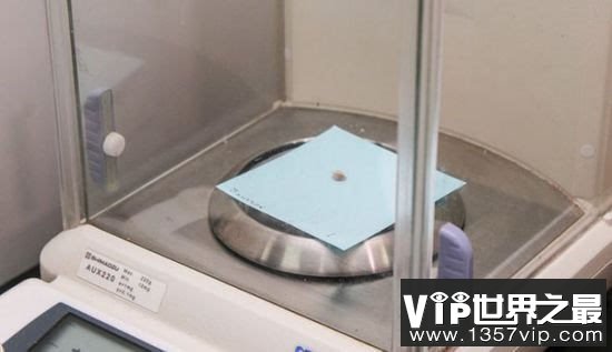 世界上最小的饺子，吃1000都吃不饱(0.0016克)(www.1357vip.com)