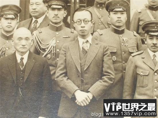 一生中经历了三次登基的皇帝溥仪的老婆文绣为何是处女？不育的真实原因