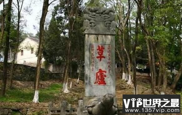 诸葛亮躬耕陇亩的故事，超然不群，静待贤主（图4）