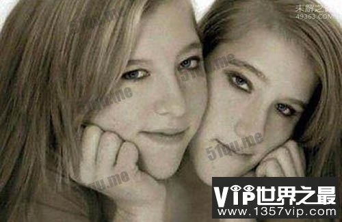 双头人阿比盖尔和布列塔妮，真正的快乐勇敢者