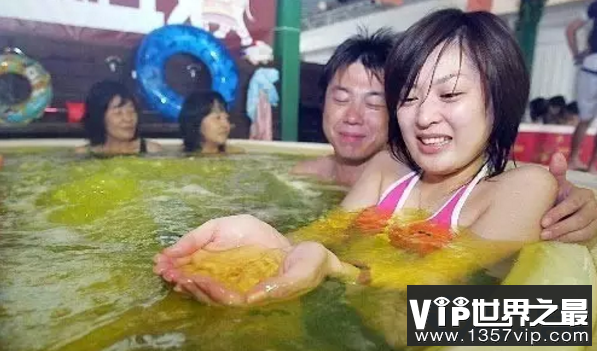 世界上最变态的沐浴方法排行,日本人竟占5种