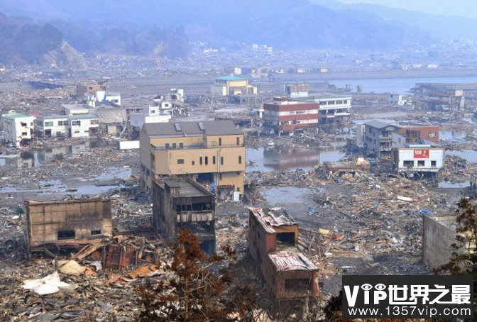 世界十大海啸排名 第一名死伤高达29万人次