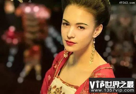 揭秘唐代女子的开放程度 偏爱露乳装