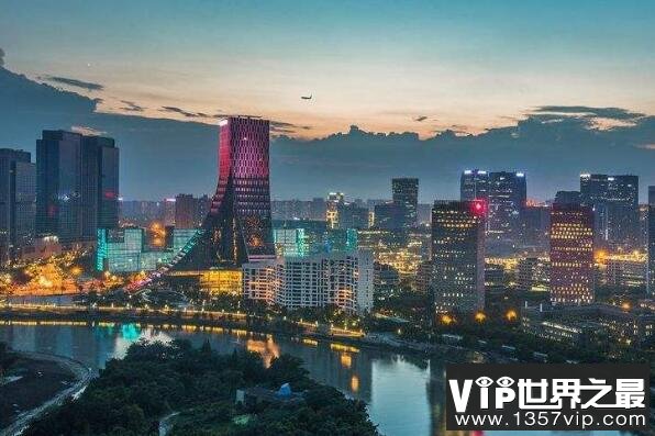 中国十大压力最小城市（1357vip.com）