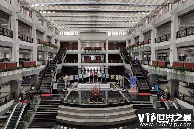 中国高校十大图书馆，厦门大学图书馆排在第一名