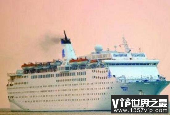 中国最大的邮轮—海娜号邮轮