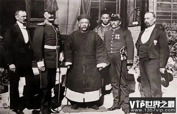 清军入关时，多尔衮问一道士：清何时亡？道士的回答让他自我怀疑