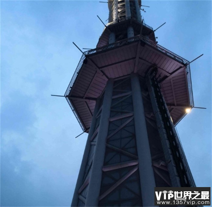 世界上最高的跳楼机 一秒就可以落地（跳楼机）