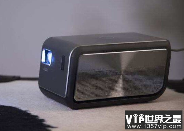 世界上最小的投影机，重量仅为22.8克