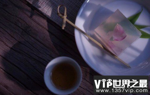 【抖音文案】带“茶”的唯美古风句子
