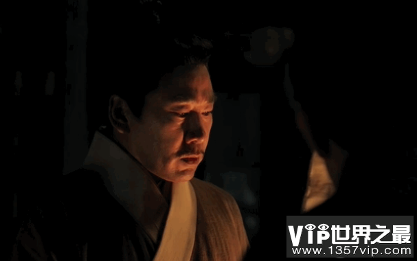 《繁城之下》程逸致为什么对药方做手脚 《繁城之下》结局凶手身份是谁