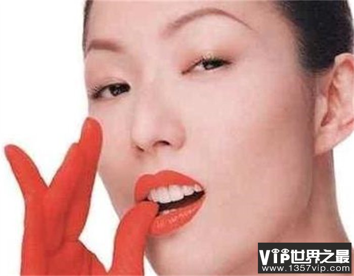 这五种女人败家无度，花钱没有节制，容易把男人整破产！
