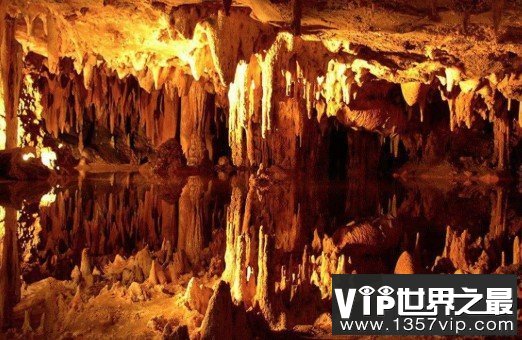 世界上最长的洞穴，由255条地下通道组成