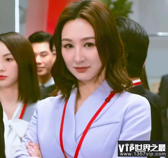 《新闻女王》许诗晴为什么辞职考公 许诗晴感情线是怎样的