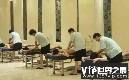 哈尔滨搓澡工称接待的全是外地人 为什么要去搓澡