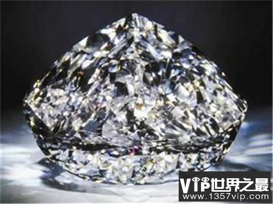 世界最大钻石重达3106克拉，曾是4606克拉钻石裂开